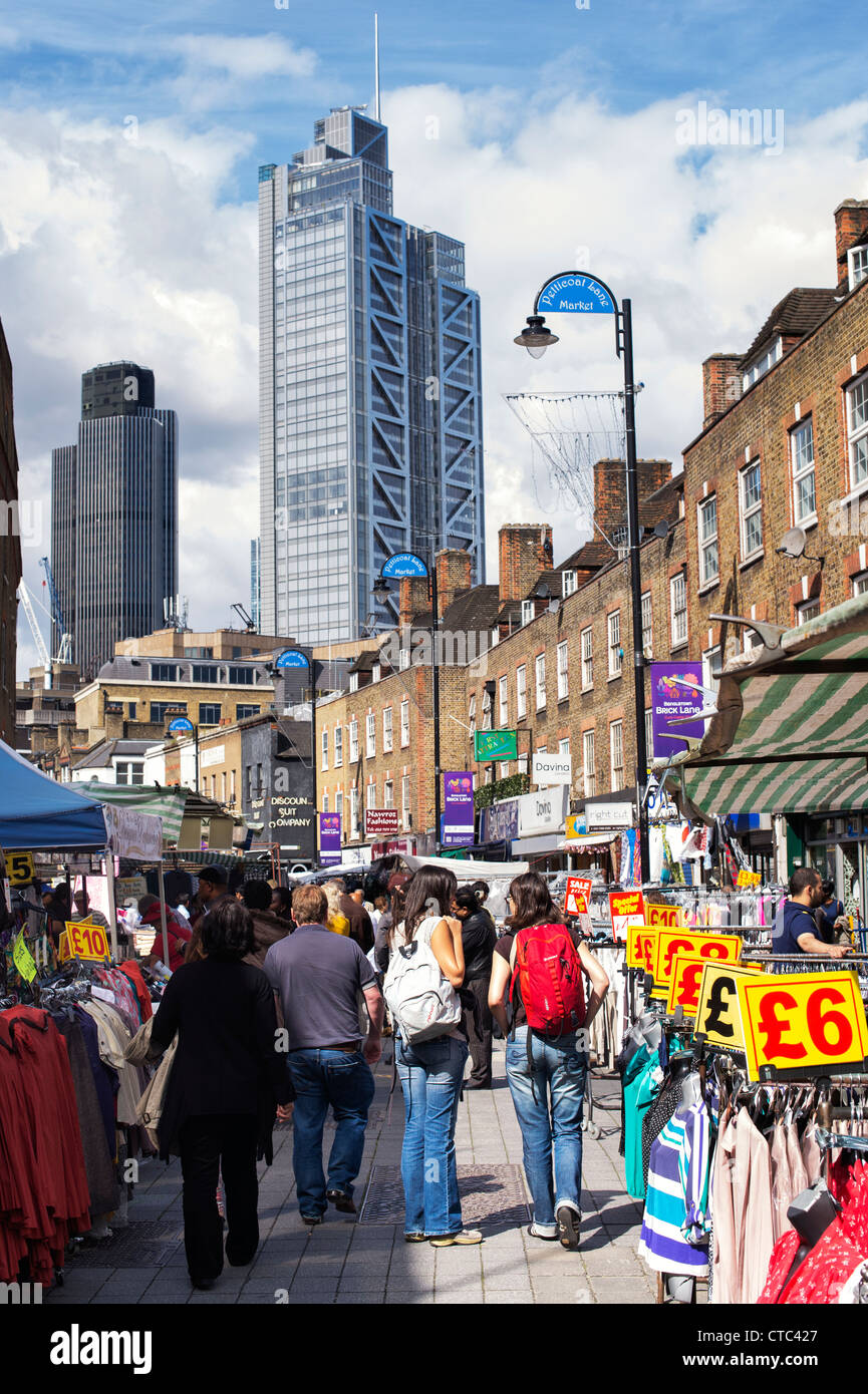 Petticoat Lane market. Middlesex Street, East di Londra - Inghilterra Foto Stock