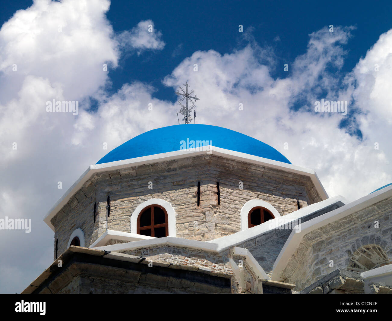 Grecia Samos Timiou Stavrou monastero croce sulla Cupola Foto Stock