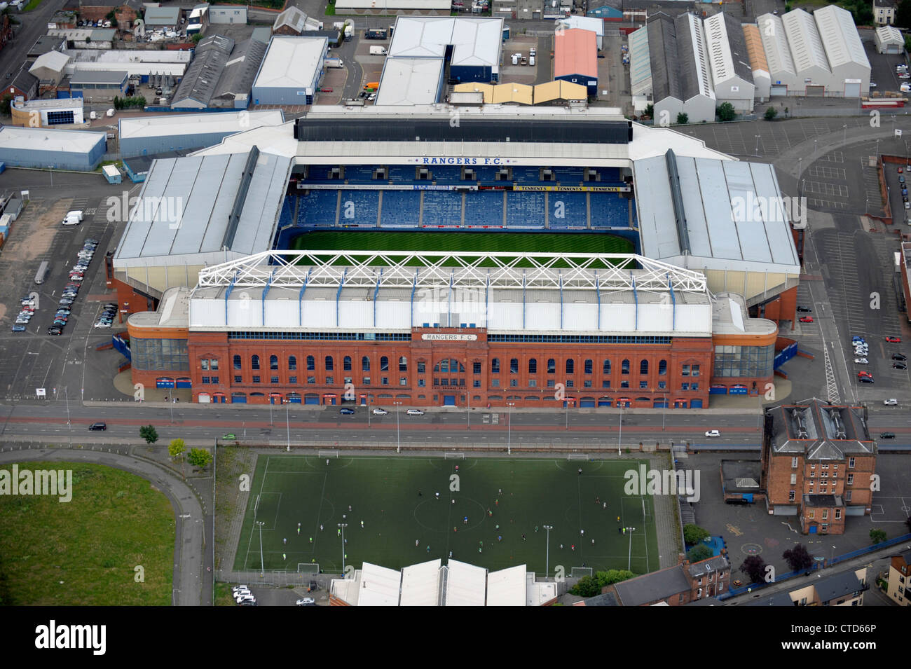Vista aerea del Ibrox Stadium casa Rangers FC football club. Foto Stock