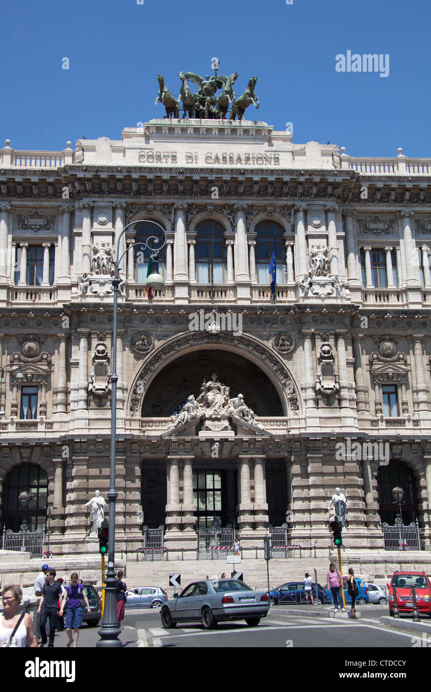 Città di Roma, Italia. Agli inizi del XX secolo Palazzo di Giustizia, visto dalla Piazza dei Tribunali. Foto Stock