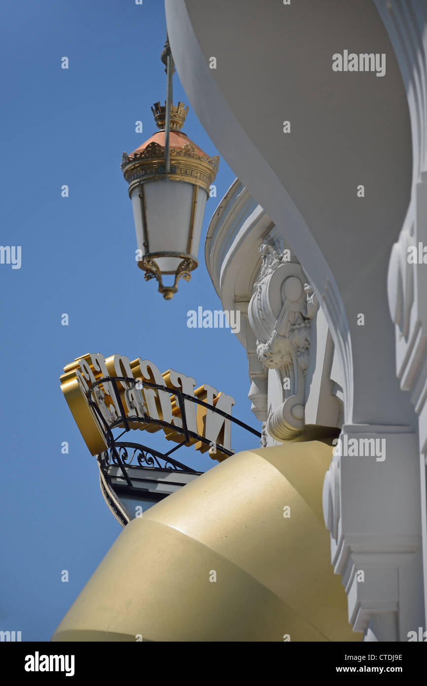 Ingresso per le Negresco Hotel, Promenade des Anglais, Nizza Côte d'Azur, Alpes-Maritimes, Provence-Alpes-Côte d'Azur, in Francia Foto Stock