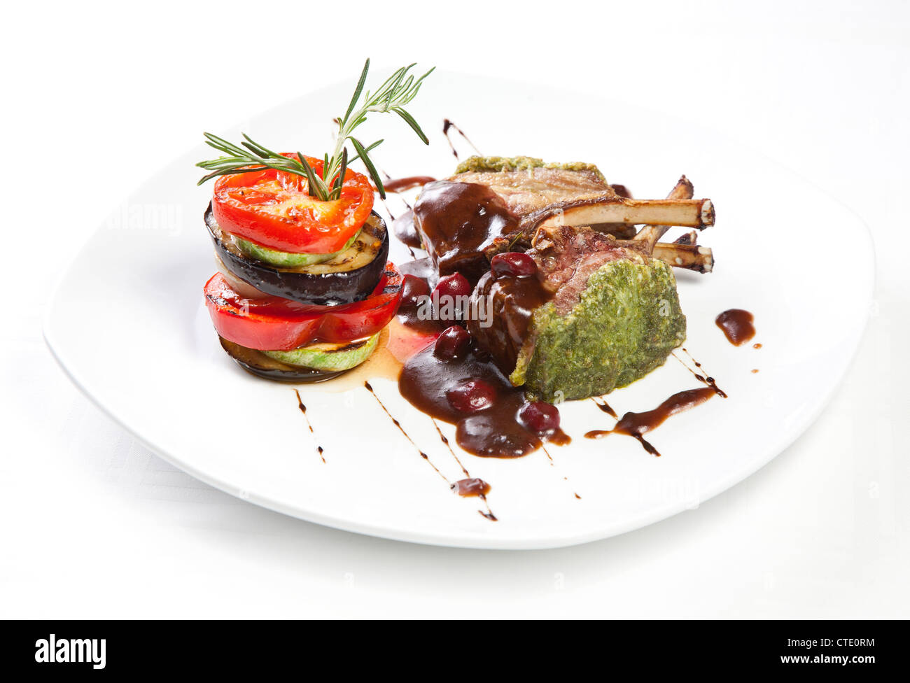Arrosto di soddisfare con verdure grigliate Foto Stock