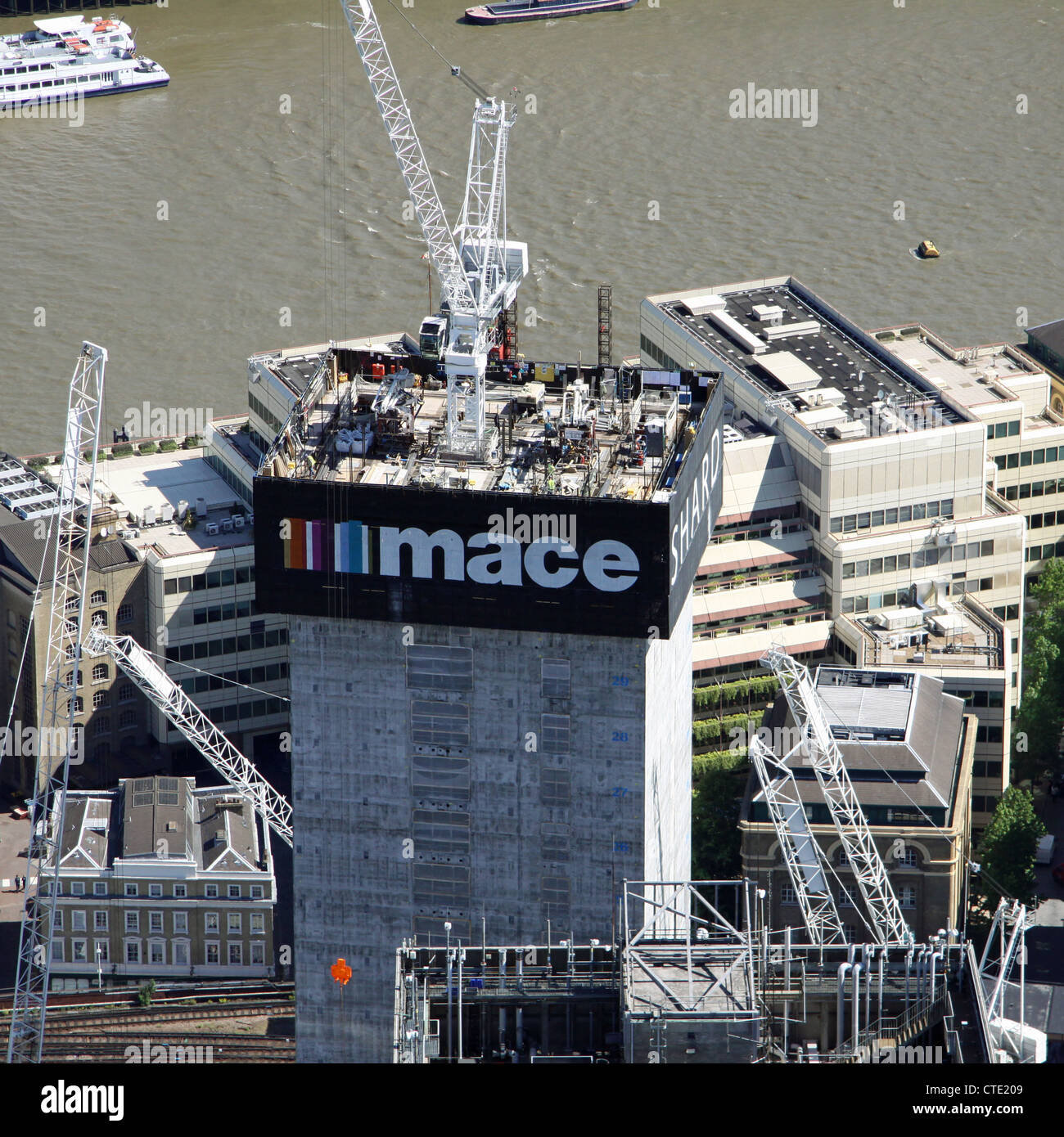 Vista aerea del Shard durante le prime fasi della costruzione giugno 2010, London, Regno Unito Foto Stock