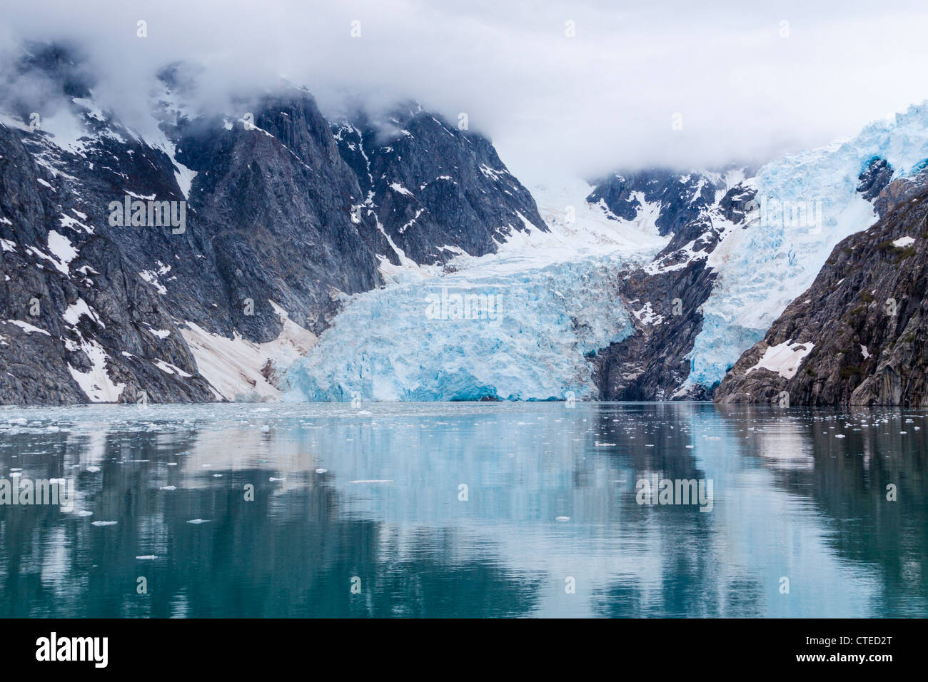 Northwestern ghiacciaio nel fiordo Nord-occidentale del Parco nazionale di Kenai Fjords in Alaska. Foto Stock