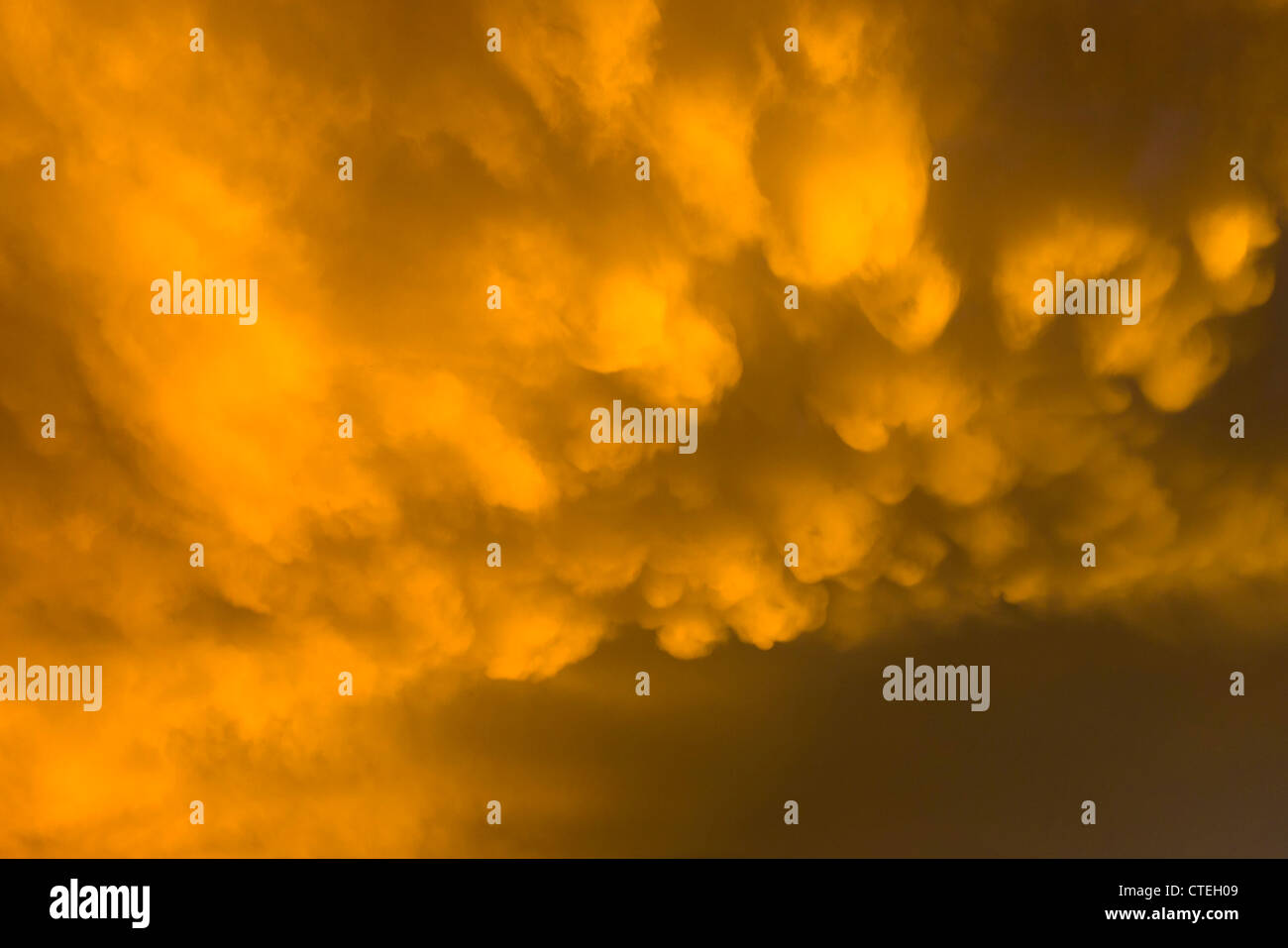 Drammatico cielo nuvoloso Foto Stock