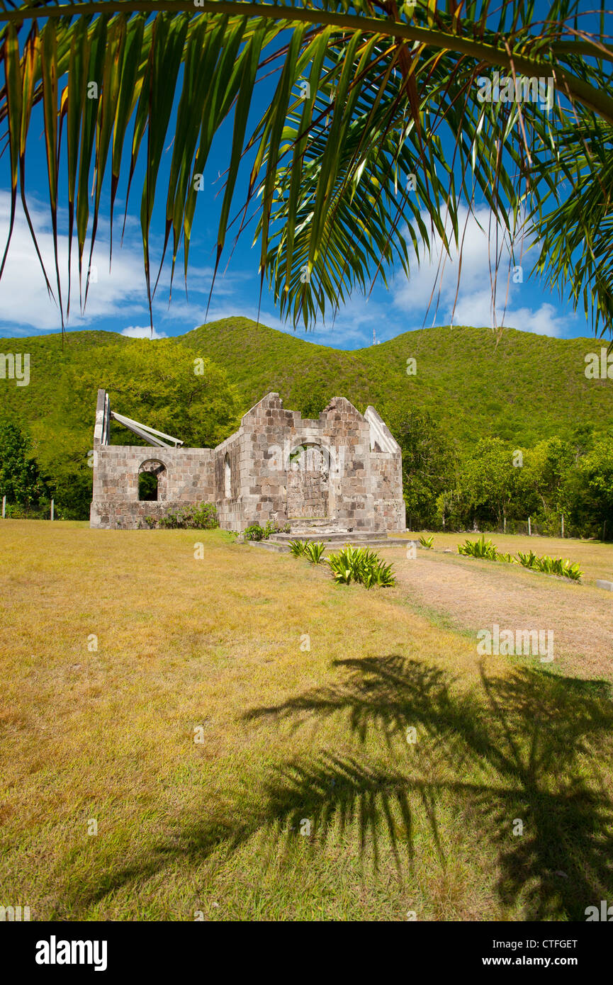 Caribbean West Indies Saint Kitts e Nevis - La Chiesa di Cottle - rovine storiche di una piccola chiesa costruita da una piantatrice Foto Stock