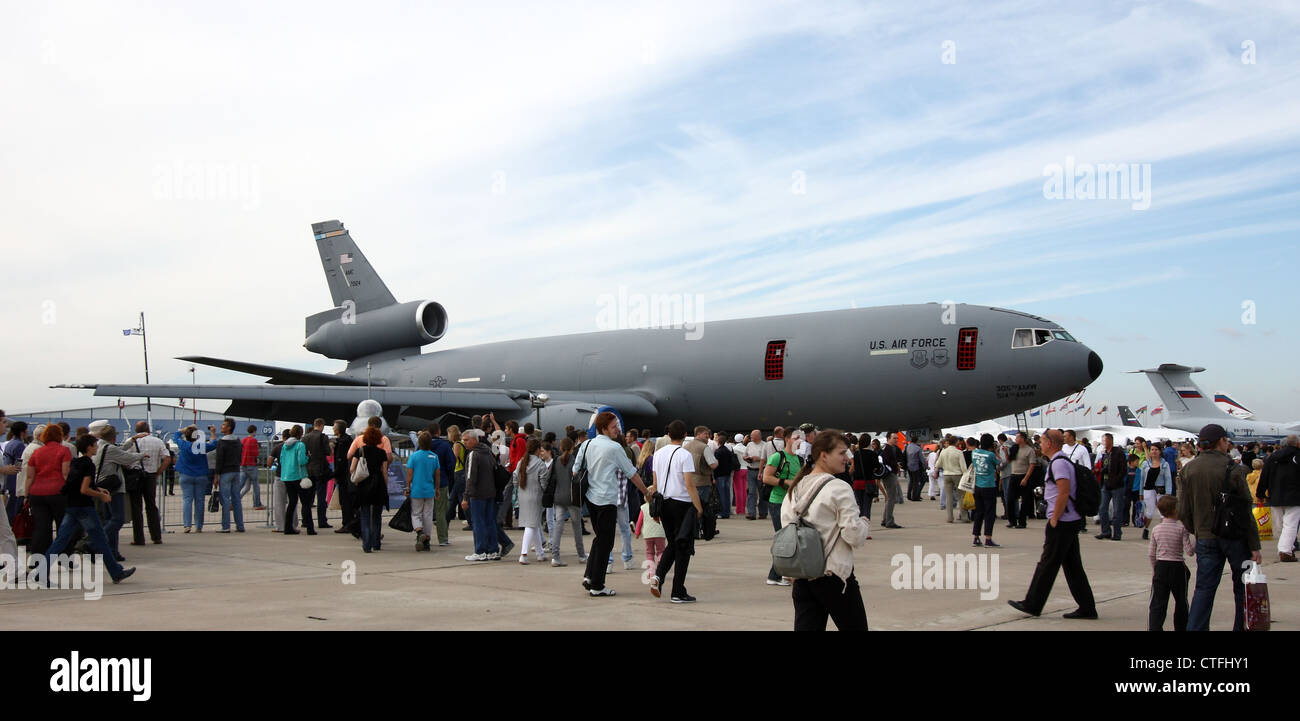 Air-air tanker aeromobili McDonnell Douglas KC-10 Extender (internazionale salone aerospaziale MAKS-2011 Foto Stock