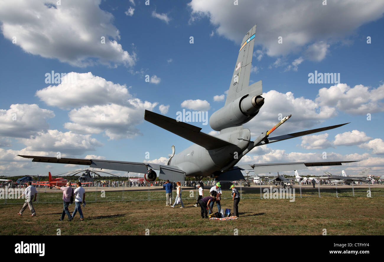 Air-air tanker aeromobili McDonnell Douglas KC-10 Extender (internazionale salone aerospaziale MAKS-2011 Foto Stock
