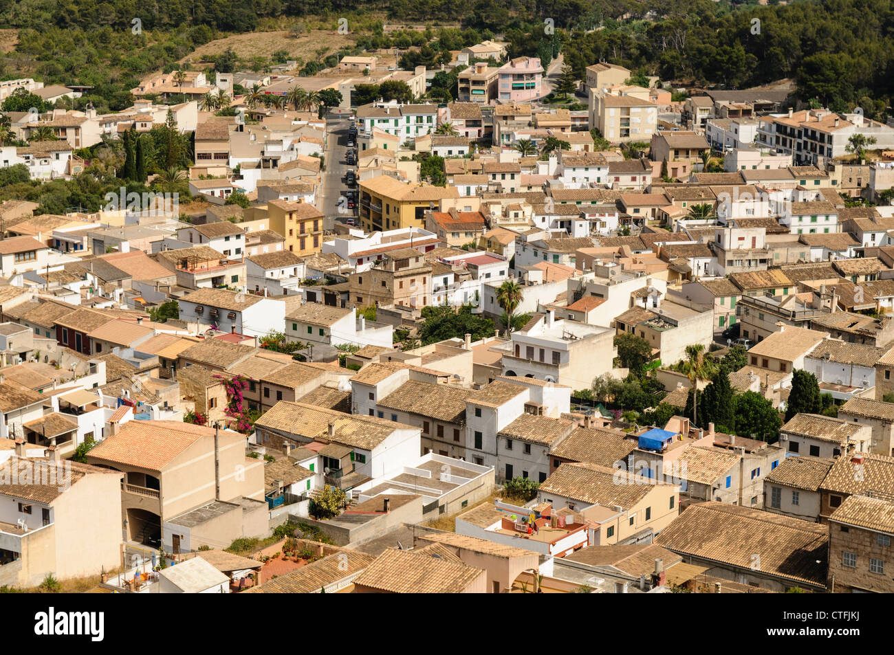 Vista aerea del Capdapera, una tipica città spagnola, Mallorca/Maiorca Foto Stock
