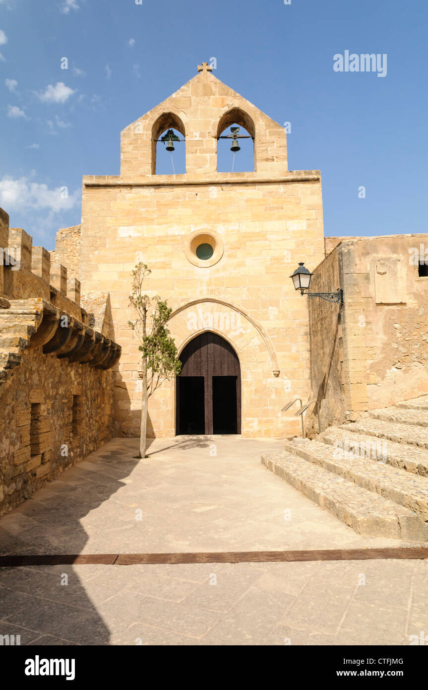 Chiesa all'interno di Capdepera Castello e borgo fortificato, Mallorca/Maiorca Foto Stock