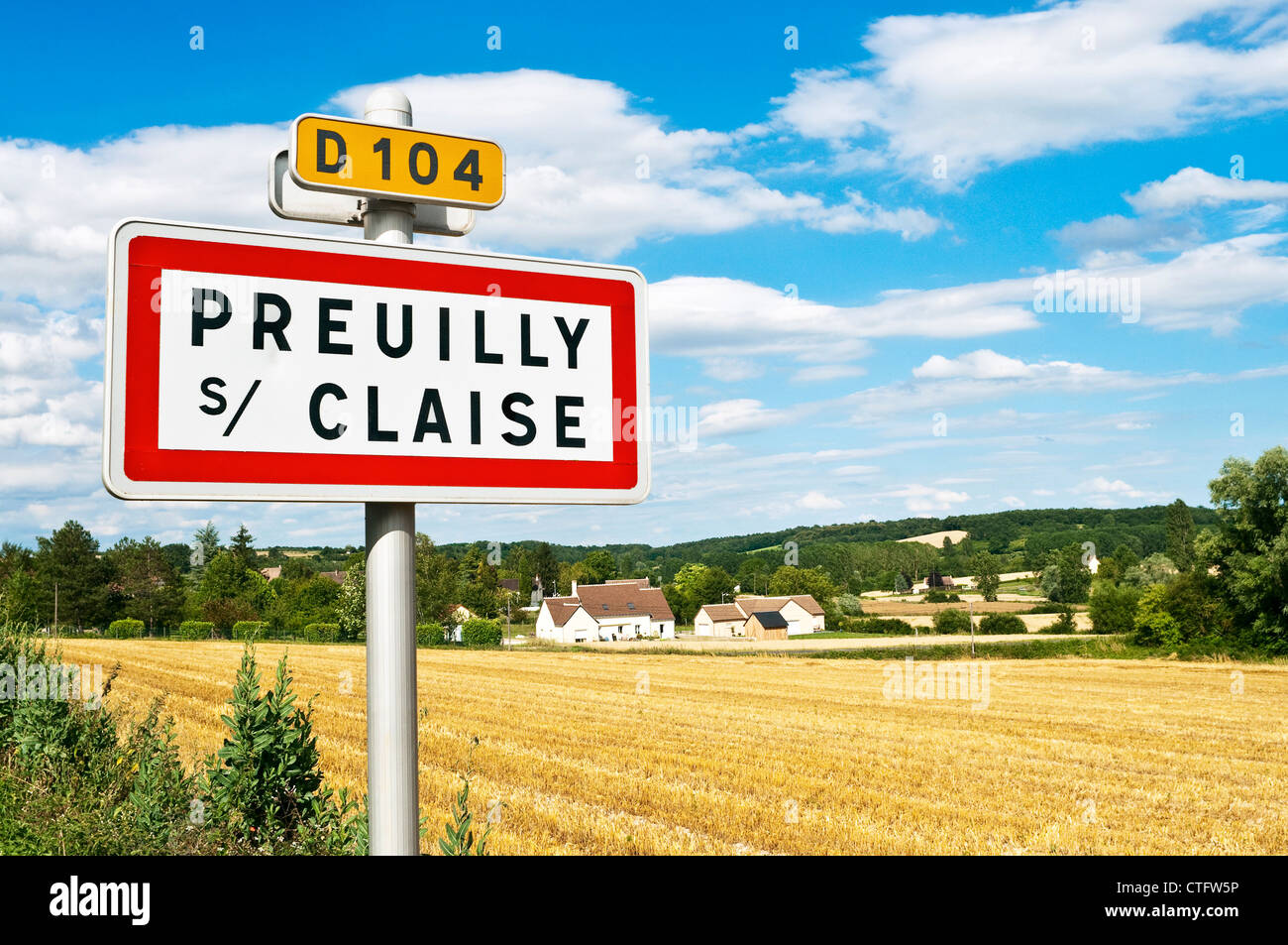 Moderna strada segno al confine della città francese - Francia. Foto Stock