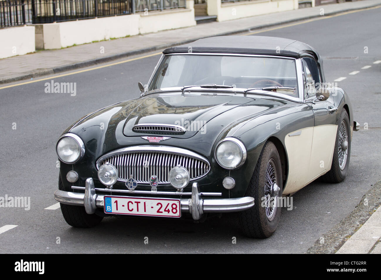Un Austuin-Healey 3000 Mk III CABRIOLET auto sportiva degli anni sessanta Foto Stock