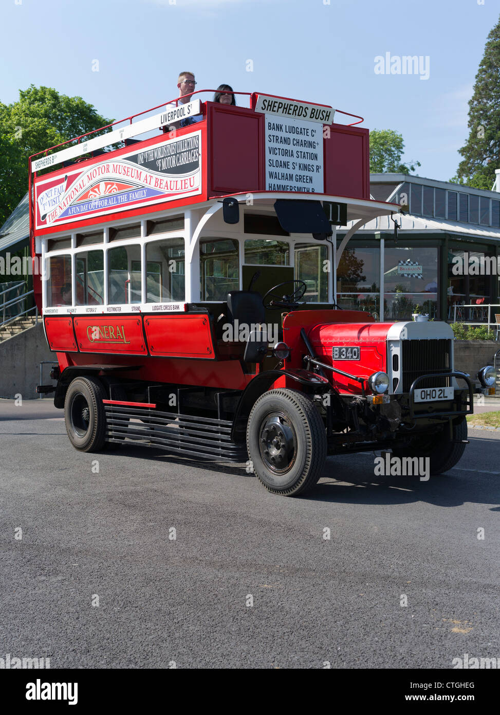 Dh National Motor Museum di BEAULIEU HAMPSHIRE Replica LGOC bus B-TIPO B340 vintage London bus open top omnibus Foto Stock Dh National Motor Museum di BEAULIEU HAMPSHIRE Replica LGOC bus B-TIPO B340 vintage London bus open top omnibus Foto Stock
