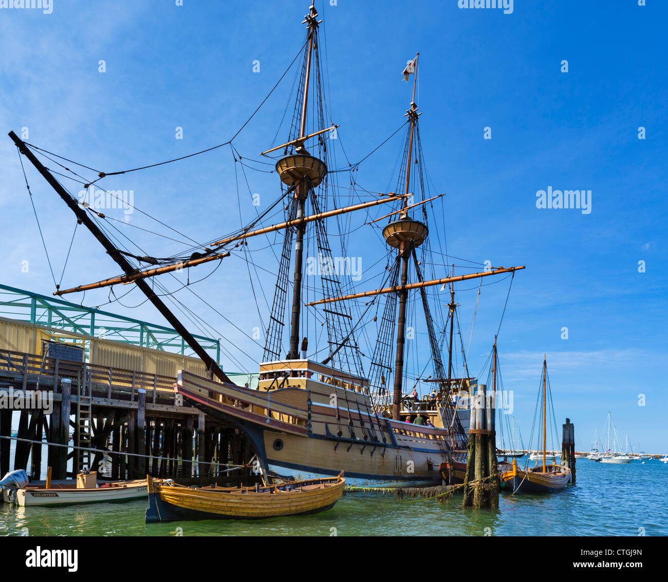 Il Mayflower II, una replica originale del Mayflower, Stato Pier, Plymouth, Massachusetts, STATI UNITI D'AMERICA Foto Stock