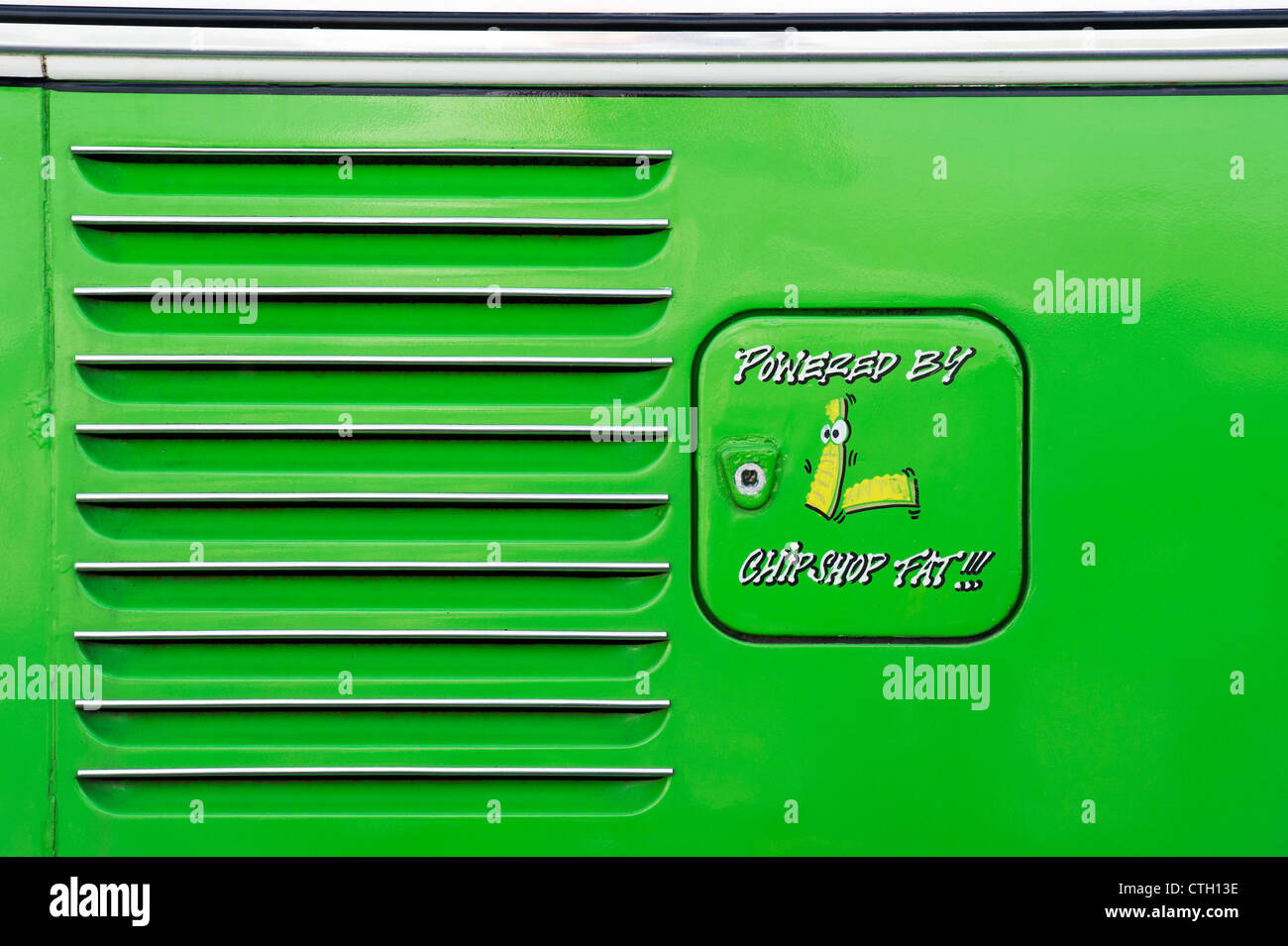 Il Biodiesel VW Volkswagen camper van tappo carburante verniciatura. Powered by chip shop fat Foto Stock