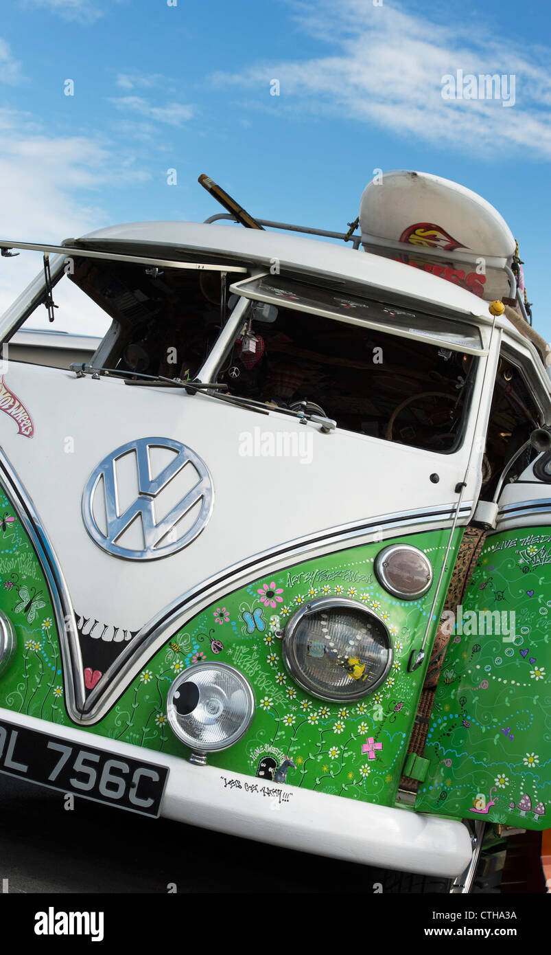 VW Split Screen Volkswagen camper van. Anni Settanta stile hippie Foto Stock