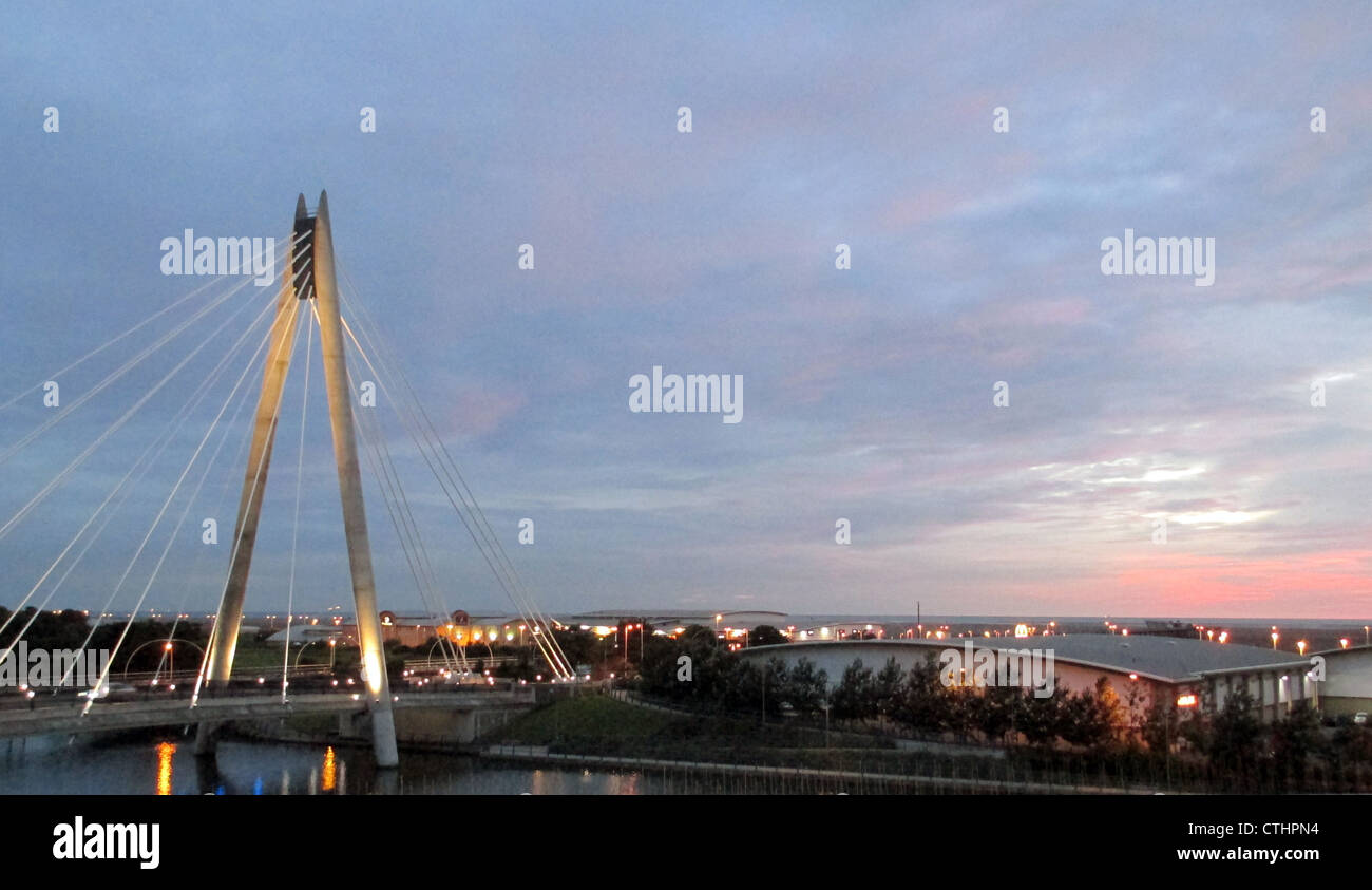 SOUTHPORT Mersyside, Inghilterra - il modo Marino Bridge al tramonto. Foto Tony Gale Foto Stock