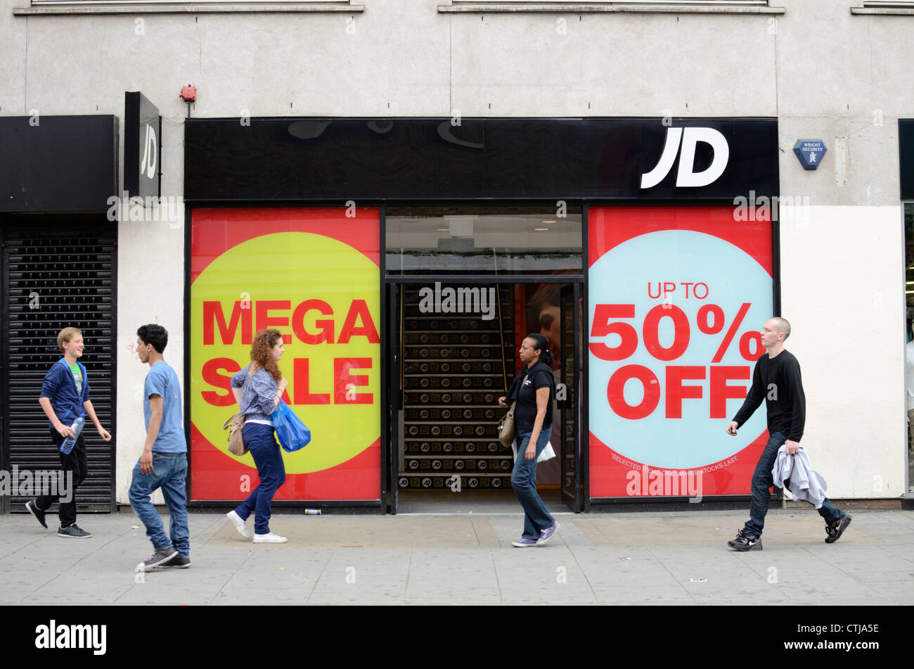 JD sport shop Mega vendita 50% off, London, Regno Unito Foto Stock