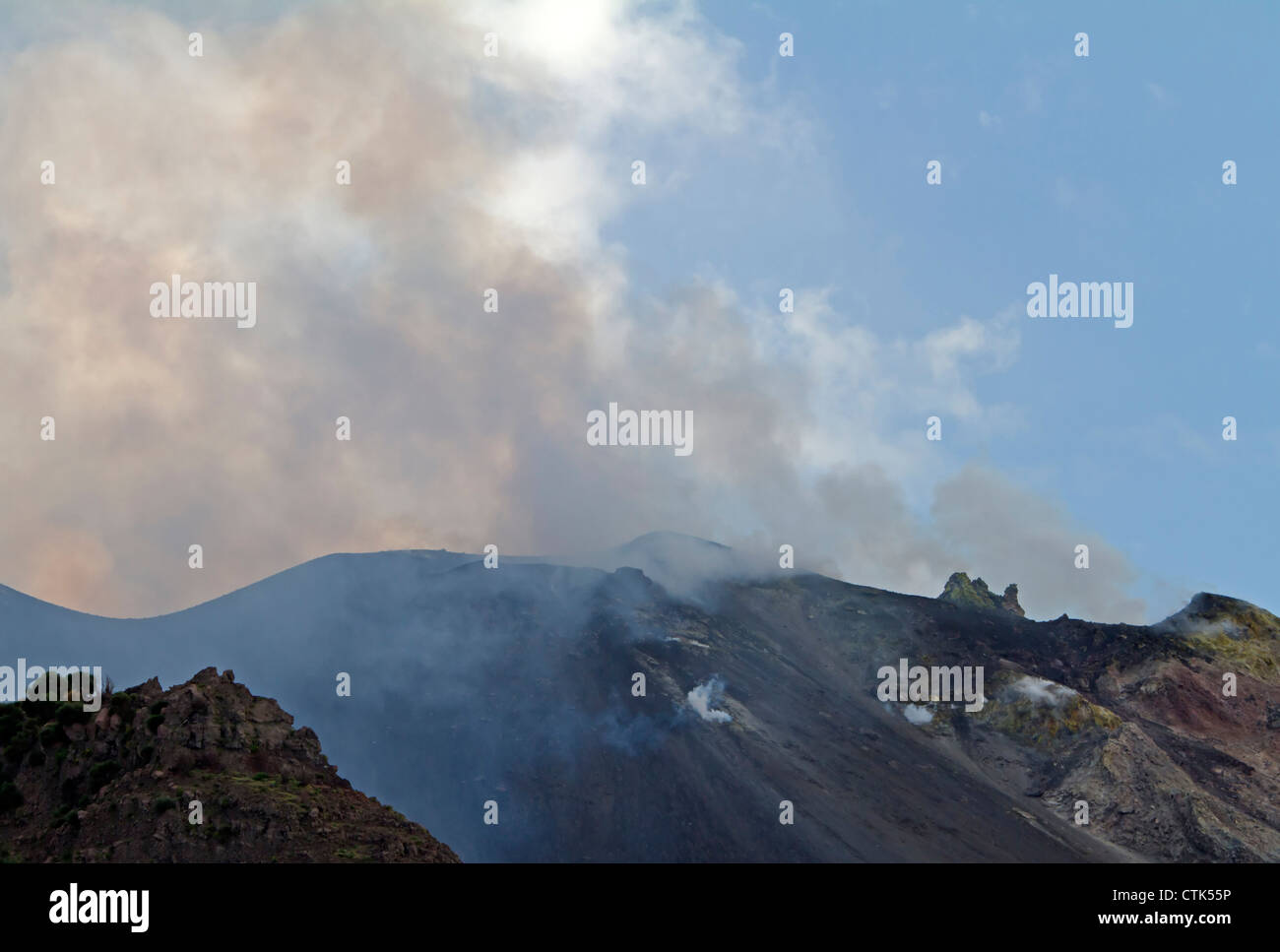 Il vulcano di Stromboli, Isole Eolie, Italia Foto Stock