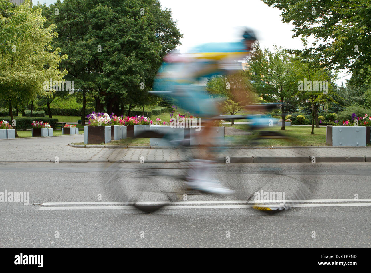 Sfocatura di movimento del ciclista in Tour de Pologne 2012, Katowice, Polonia. Foto Stock