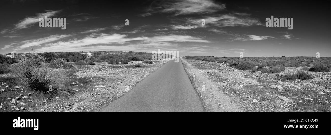 Empty Road to Nowhere Foto Stock