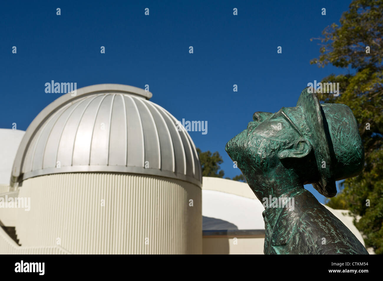 La statua di Konstantin Tsiolkovsky, il padre della cosmonautica in Brisbane Botanic Gardens Foto Stock