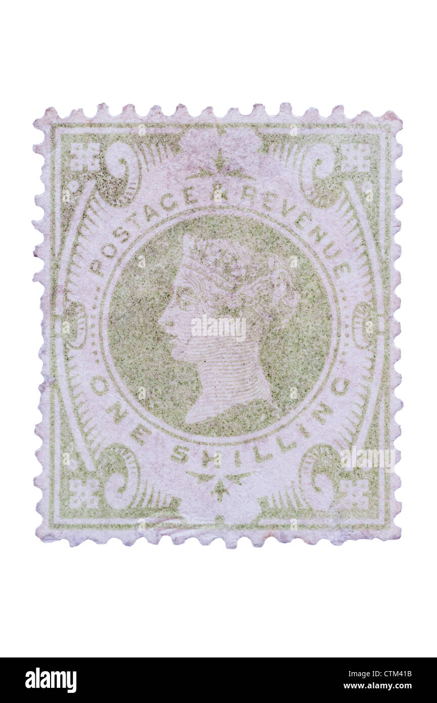 Un Victorian uno scellino verde 1s francobollo su sfondo bianco Foto Stock