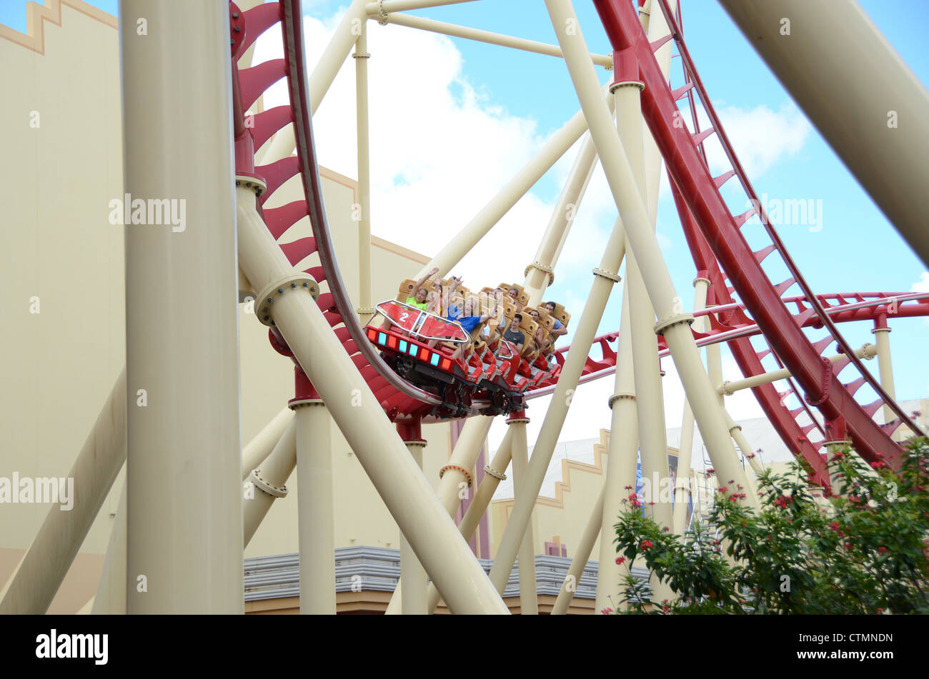 Gli Universal Studios di Hollywood Rip Ride Rockit roller coaster Foto Stock