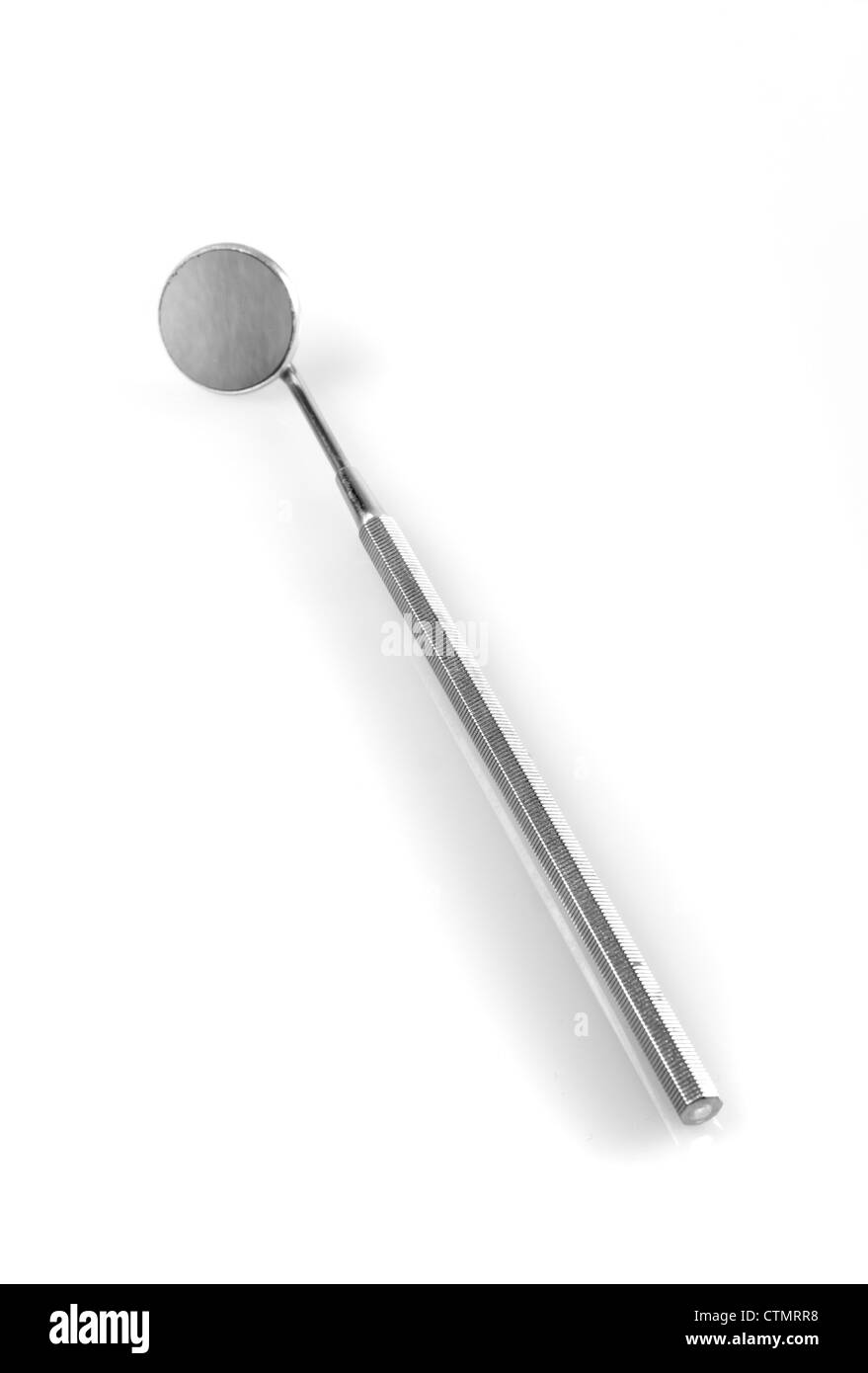 Strumenti odontoiatrici, foto sullo sfondo bianco Foto Stock