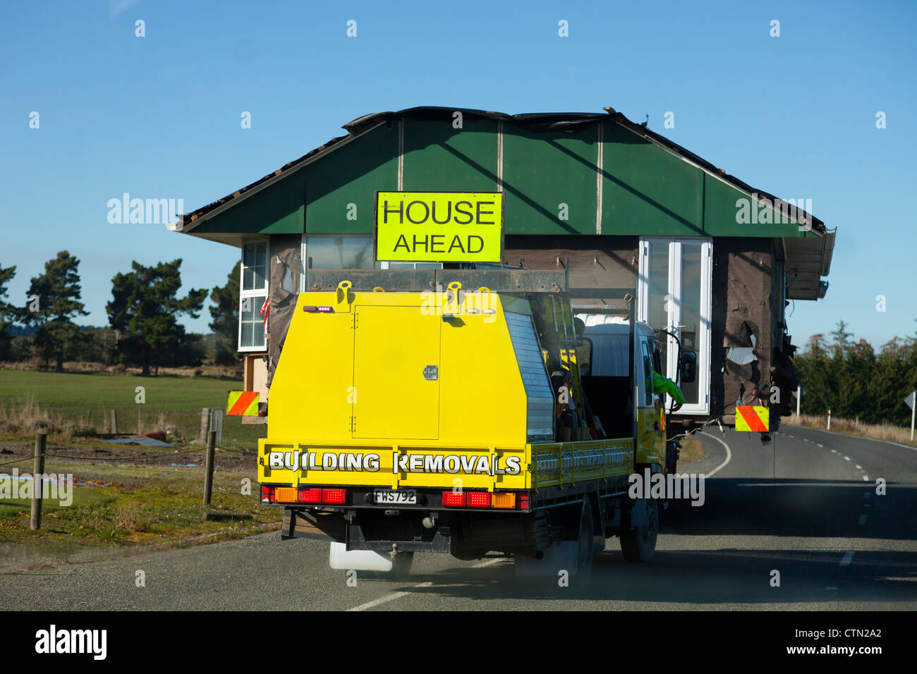 Casa-mobile, Kiwi-style - una strada di Central Otago, Nuova Zelanda Foto Stock