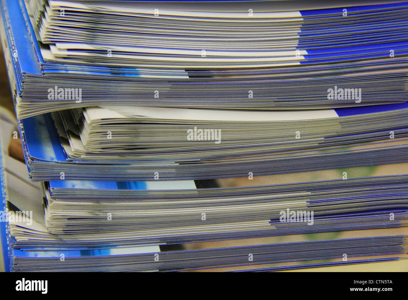 Un mazzetto di riviste Foto Stock