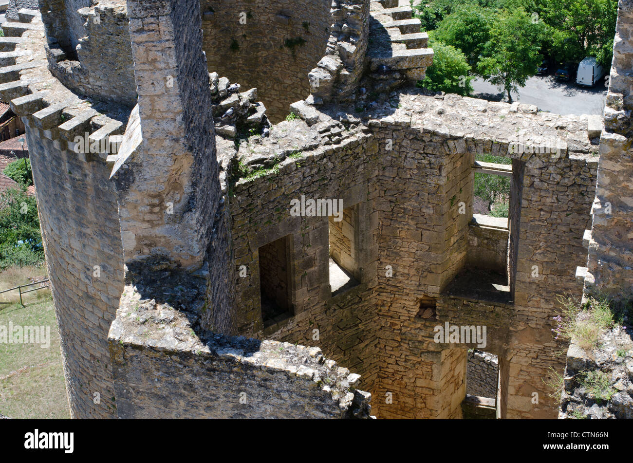 Torre di Chateau Bonaguil vicino a Fumel in Francia Foto Stock