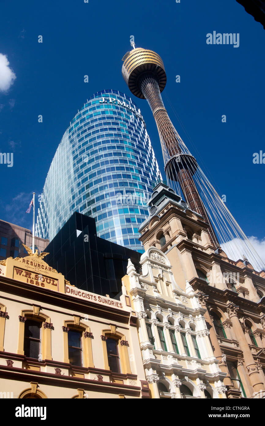 Xix secolo store fronti e di edifici contemporanei (JP Morgan office, la Torre di Sydney) Sydney New South Wales AUSTRALIA Foto Stock