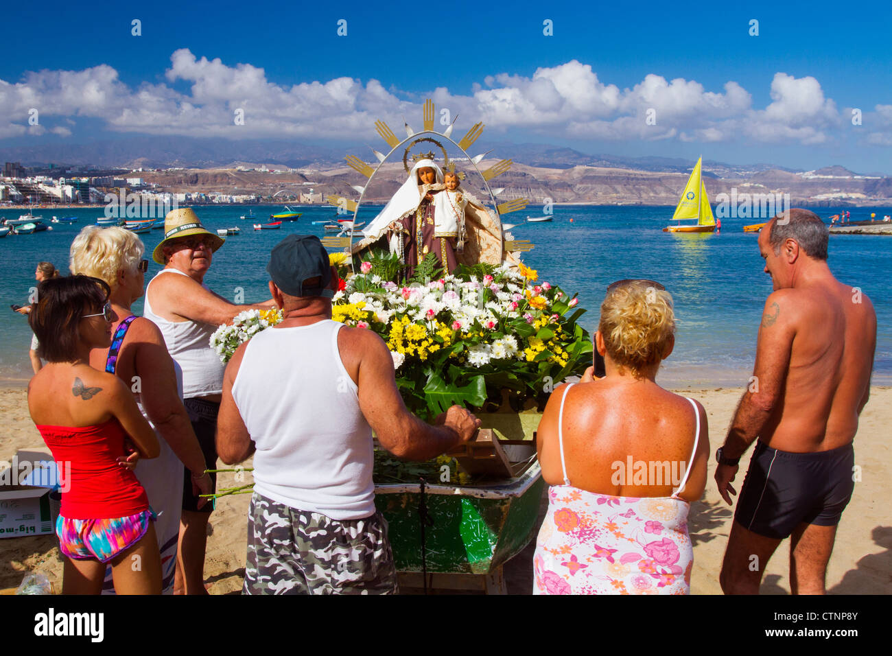 Virgen del carmen immagini e fotografie stock ad alta risoluzione - Alamy