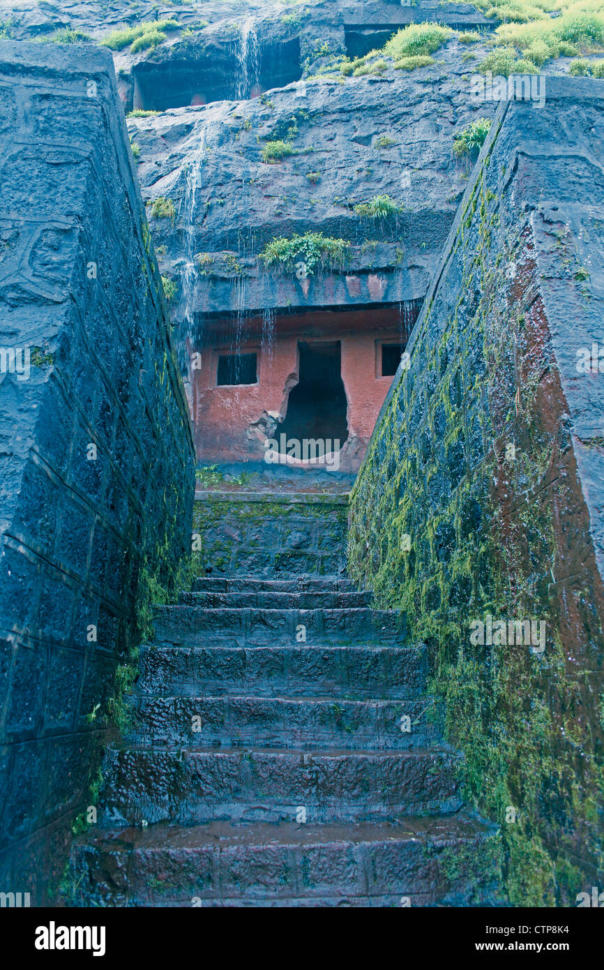 Gandhar pallido grotte buddista situato vicino a Mahad, India Foto Stock