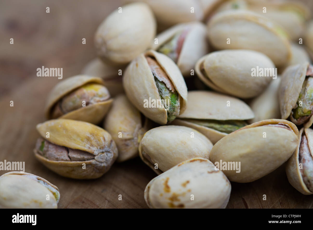 Questa è un immagine pf di pistacchi in guscio. Foto Stock