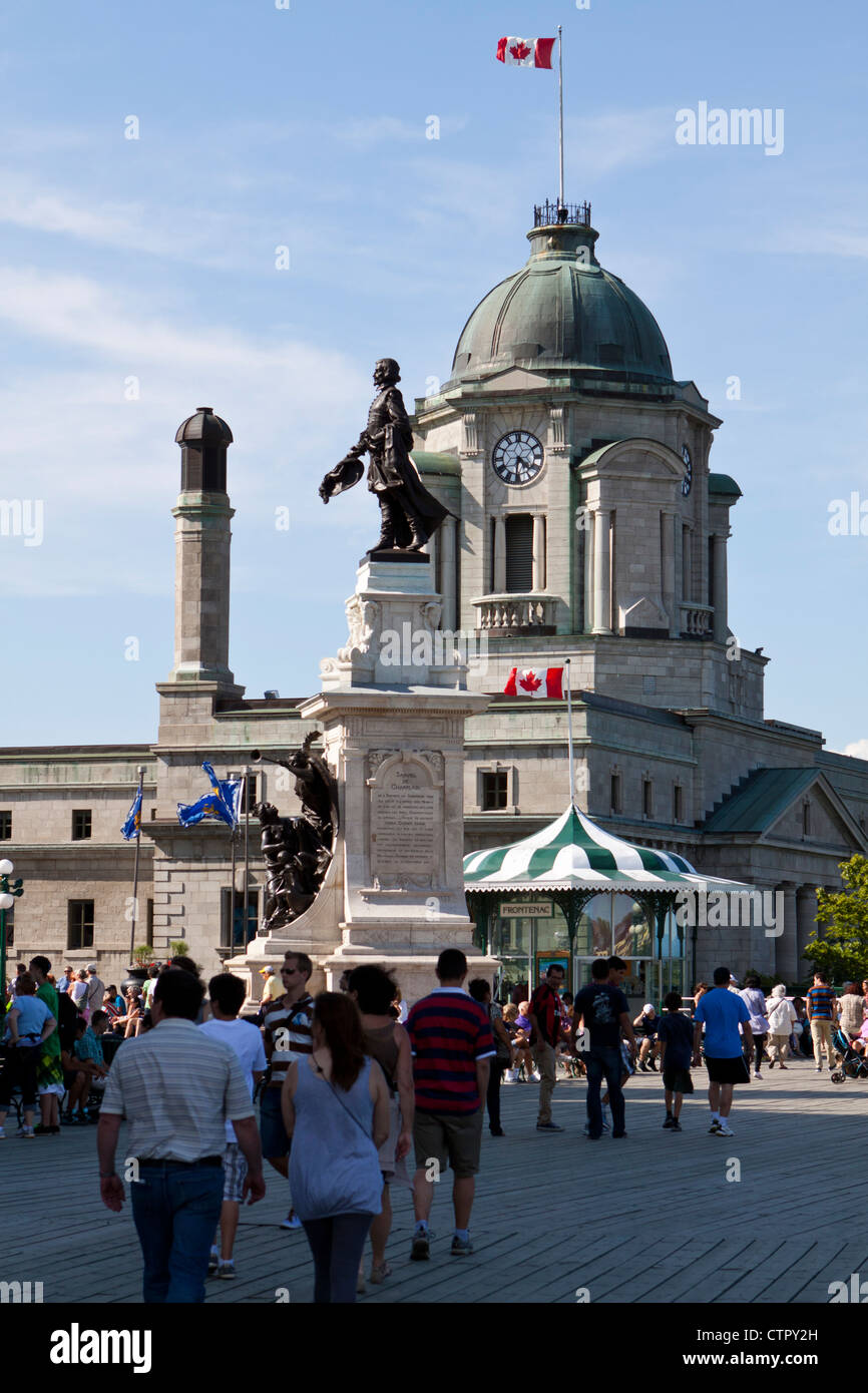 Samuel de Champlain statua nel centro di Quebec city. Foto Stock