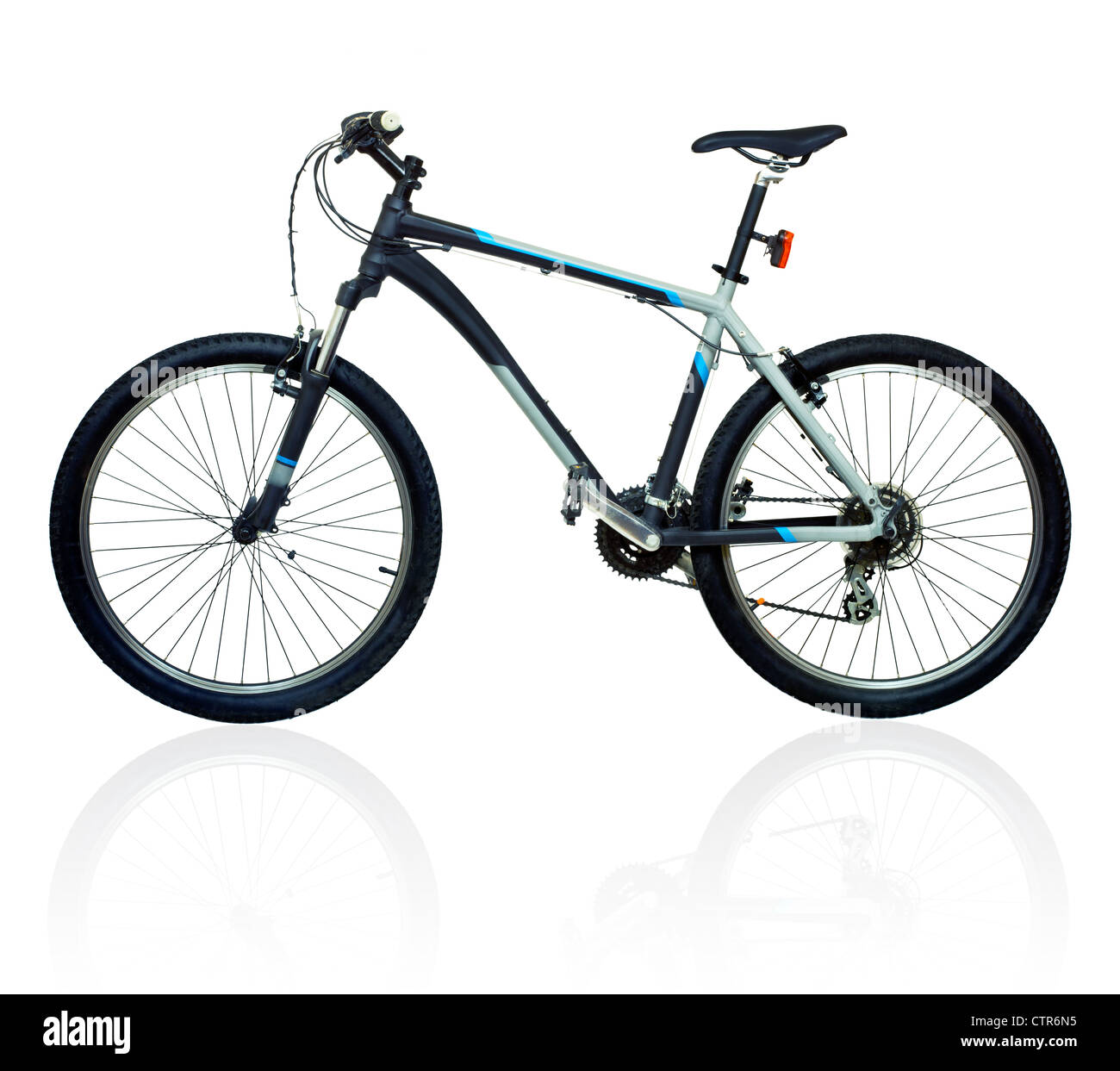 Mountain bike bicicletta isolati su sfondo bianco Foto Stock