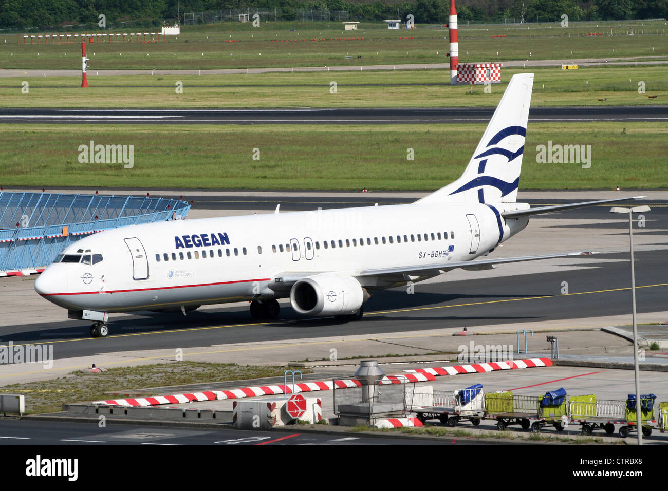 Mar Egeo boeing 737 all'aeroporto di Francoforte Foto Stock