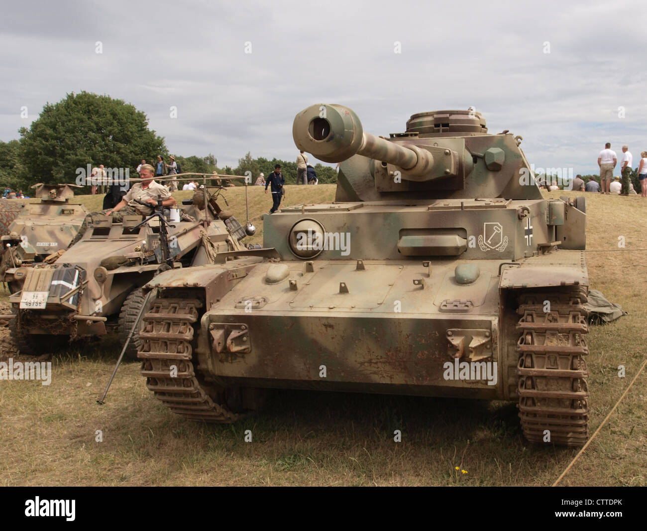 Corgi 1:100 Carro Armato Tedesco Panzer IV G &ndash; Battaglia Di Stalingrado 1942, Ornamento Natalizio