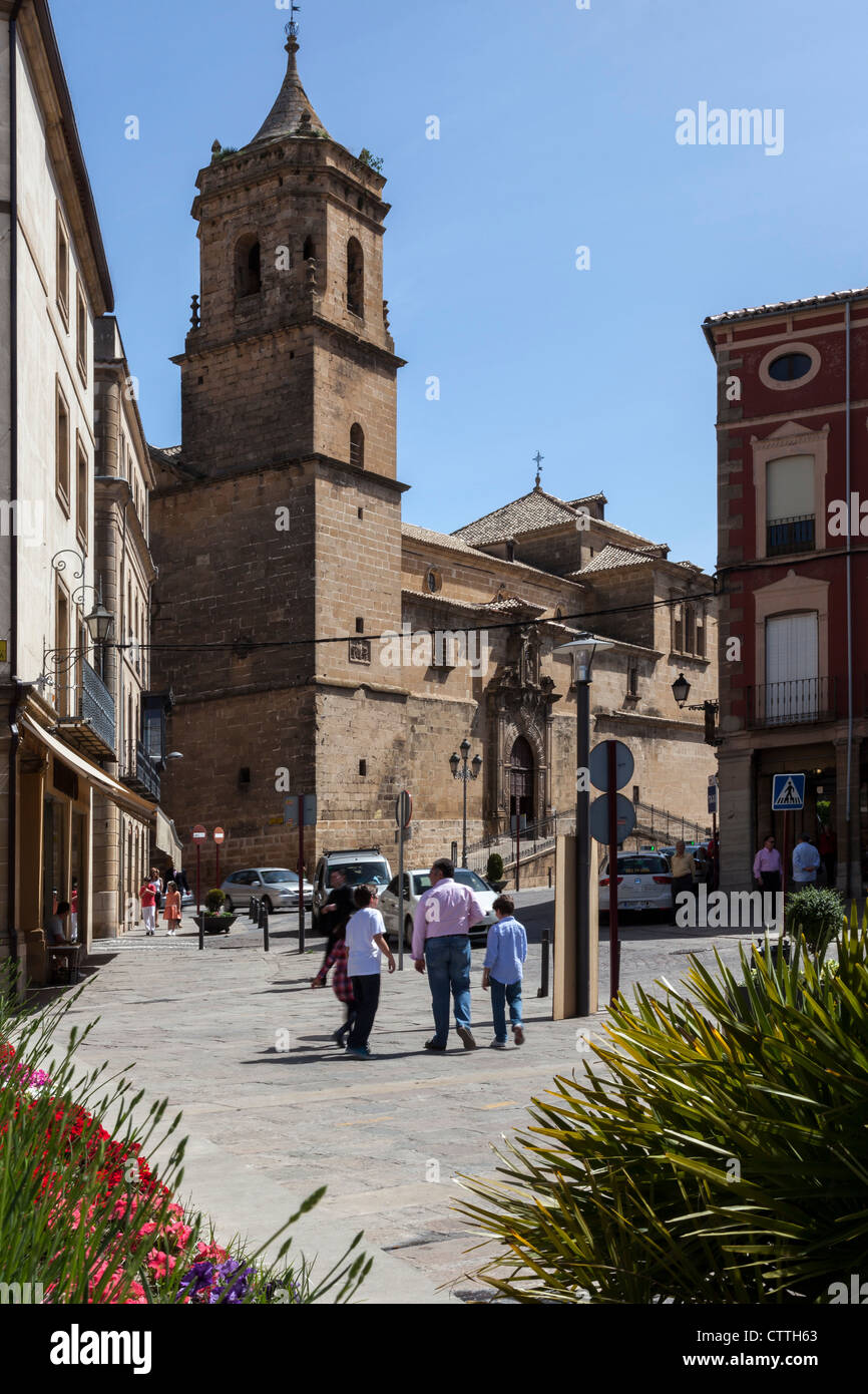 La Iglesia y Convento (chiesa e convento) de la Santísima Trinidad, Ubeda Jaén, Andalusia, Spagna. L'Europa. Foto Stock