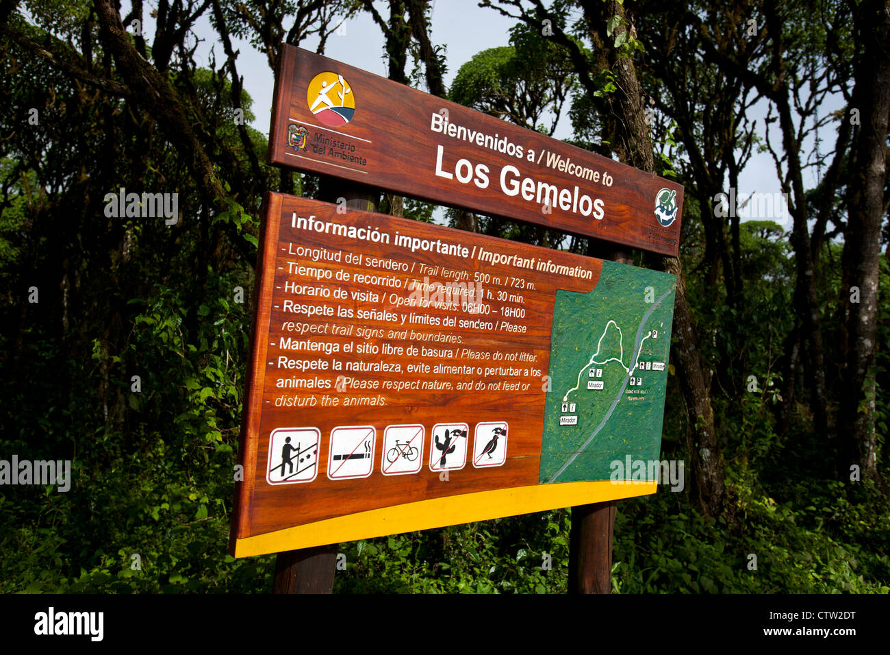 Ingresso segno per Los Gemelos / "Gemelli", una coppia di avvallamenti Vulcanici, Isole Galapagos National Park, Isola di Santa Cruz, Galapagos, Ecuador Foto Stock