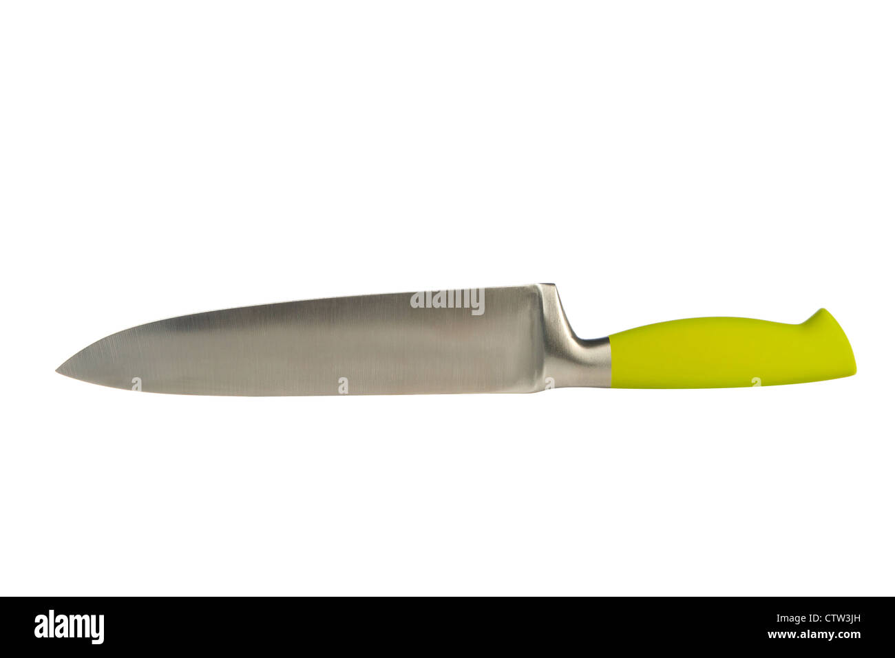 Un forte coltello da bistecca isolato su sfondo bianco con maniglia verde. Foto Stock