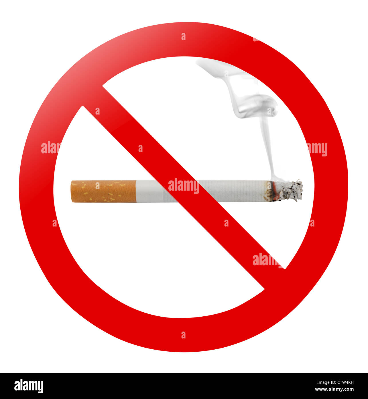 Il tradizionale 'no smoking" segno isolato su bianco Foto Stock
