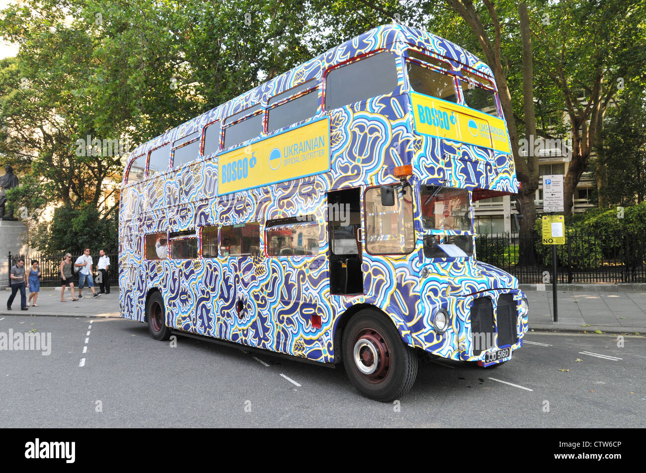 L'azienda di abbigliamento di marca BOSCH e di tipo vestito squadra olimpica russa Foto Stock