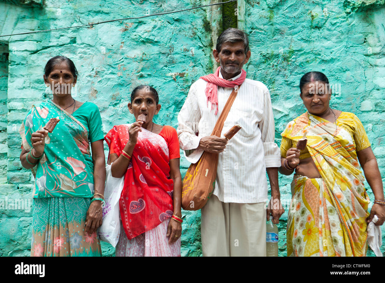 Persone abitanti dell India Foto stock - Alamy