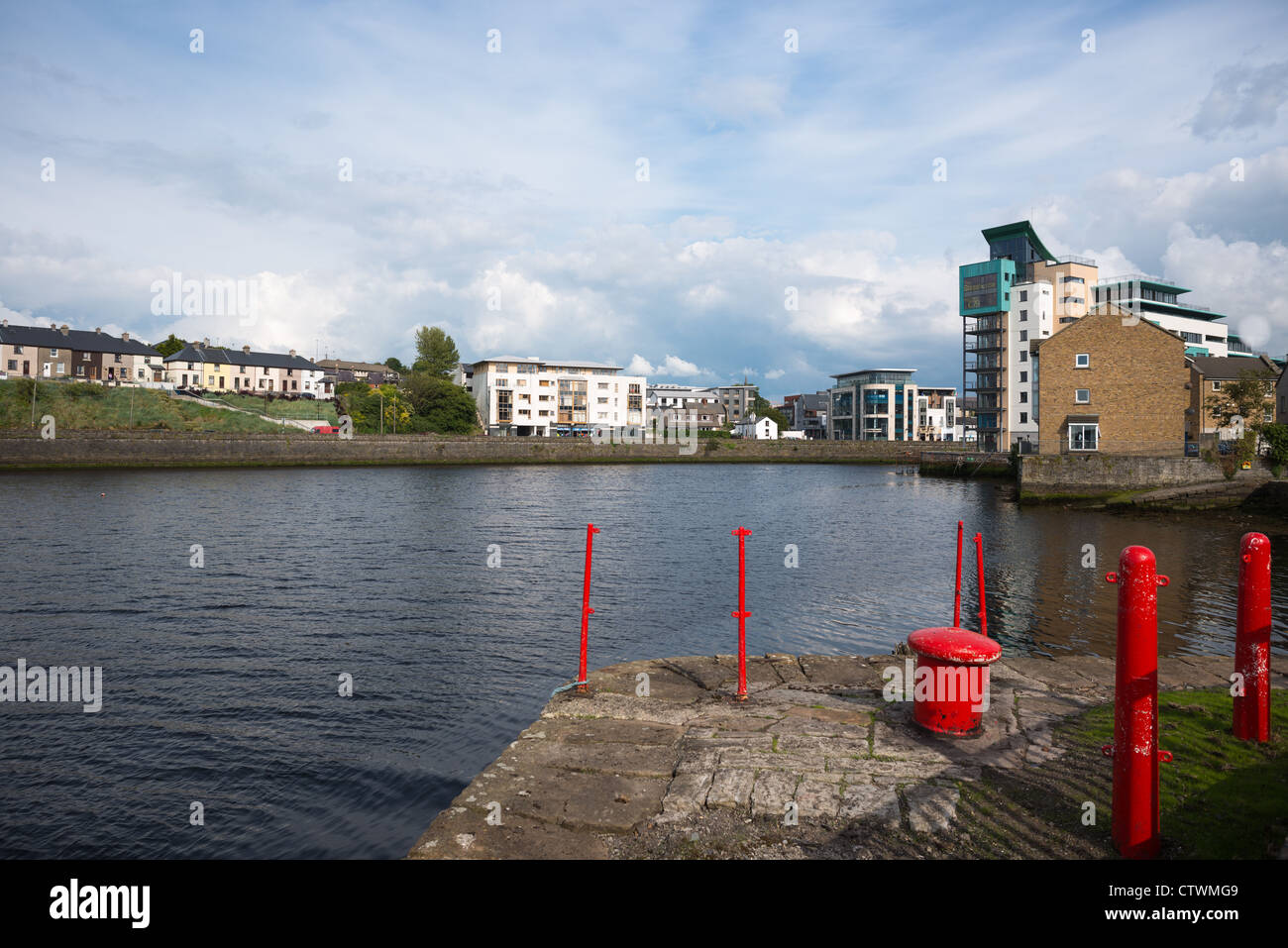 Fiume Garavogue, città di Sligo, nella contea di Sligo, Repubblica di Irlanda. Foto Stock