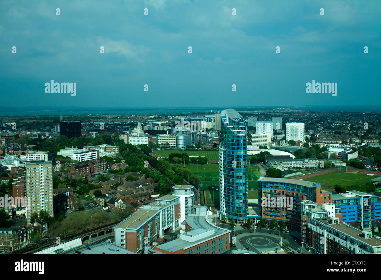 Vista su Portsmouth Inghilterra da Spinnaker Tower, il porto di Portsmouth Foto Stock