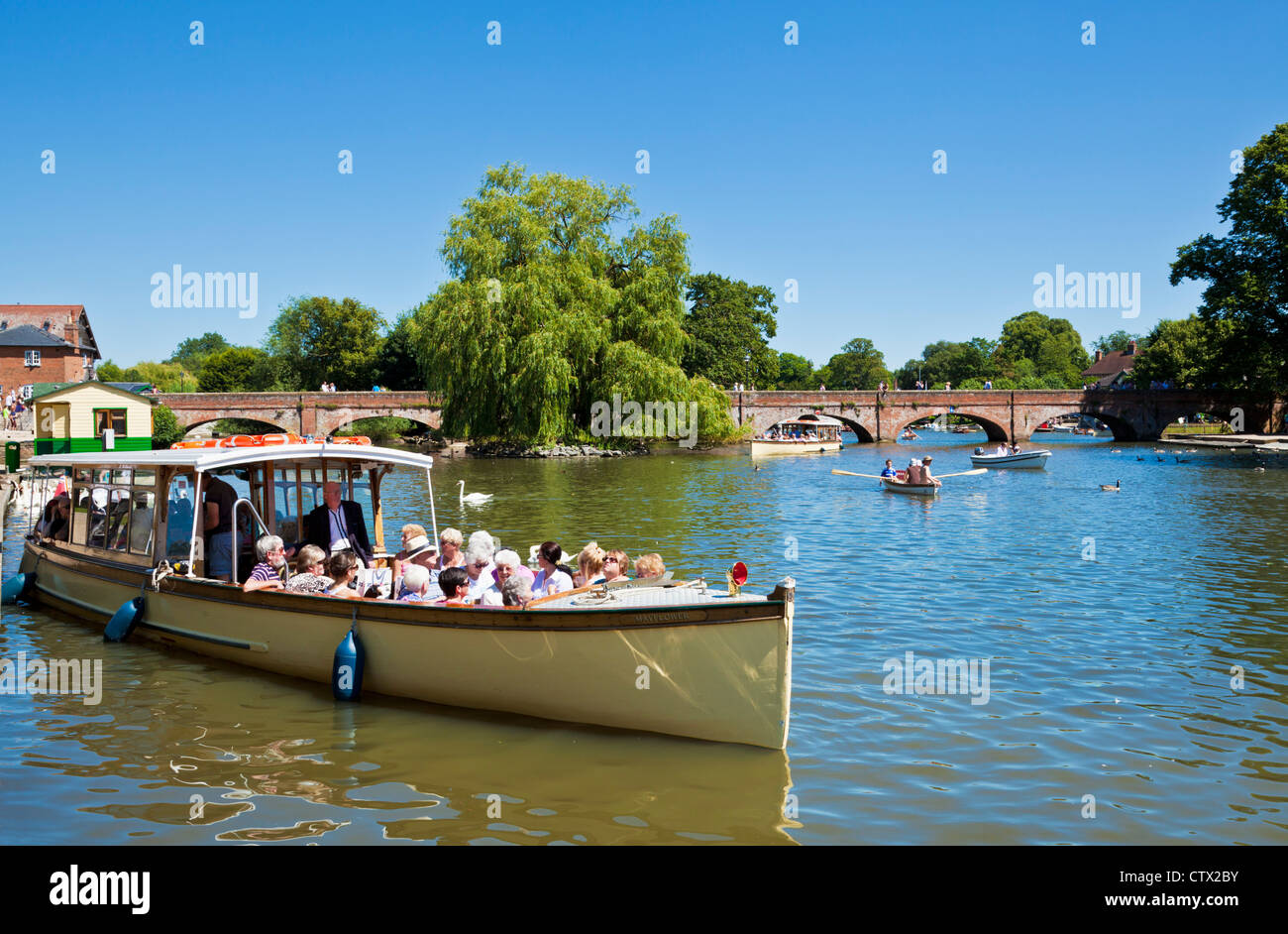 Crociera turistica barca sul fiume Avon Stratford Upon Avon Warwickshire England Regno Unito GB EU Europe Foto Stock