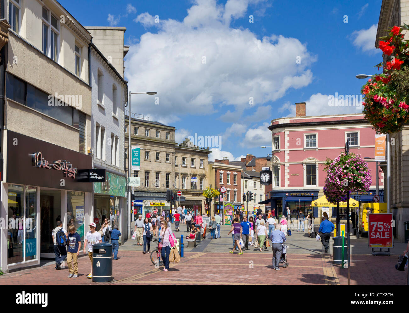 Derby Corn Market, Derby City Centre, Derbyshire, Inghilterra, Regno Unito, UE, Europa Foto Stock